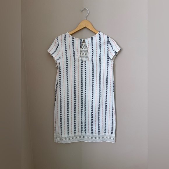 Xhilaration Women's S Boho Chic Striped Crochet Lace Trim Shift Dress - Picture 3 of 3